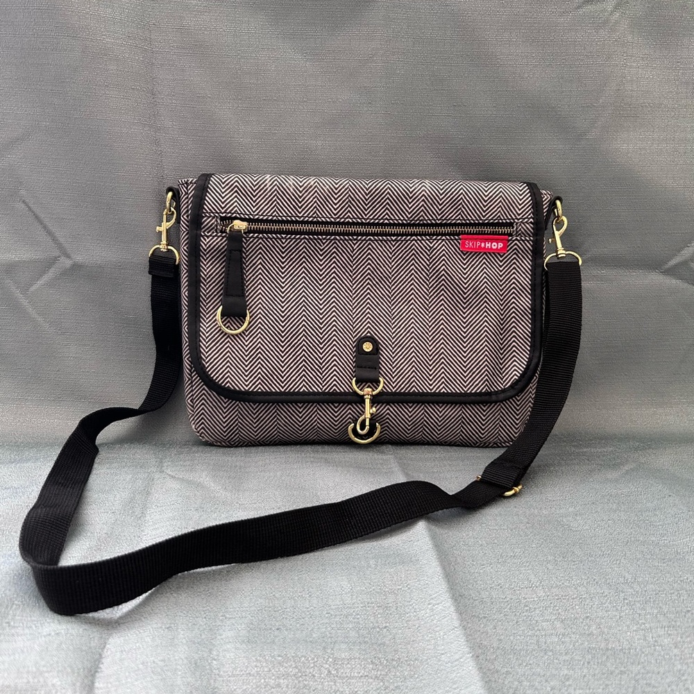 Skip Hop Black and Gray Herringbone Baby Bag with Changing Pad